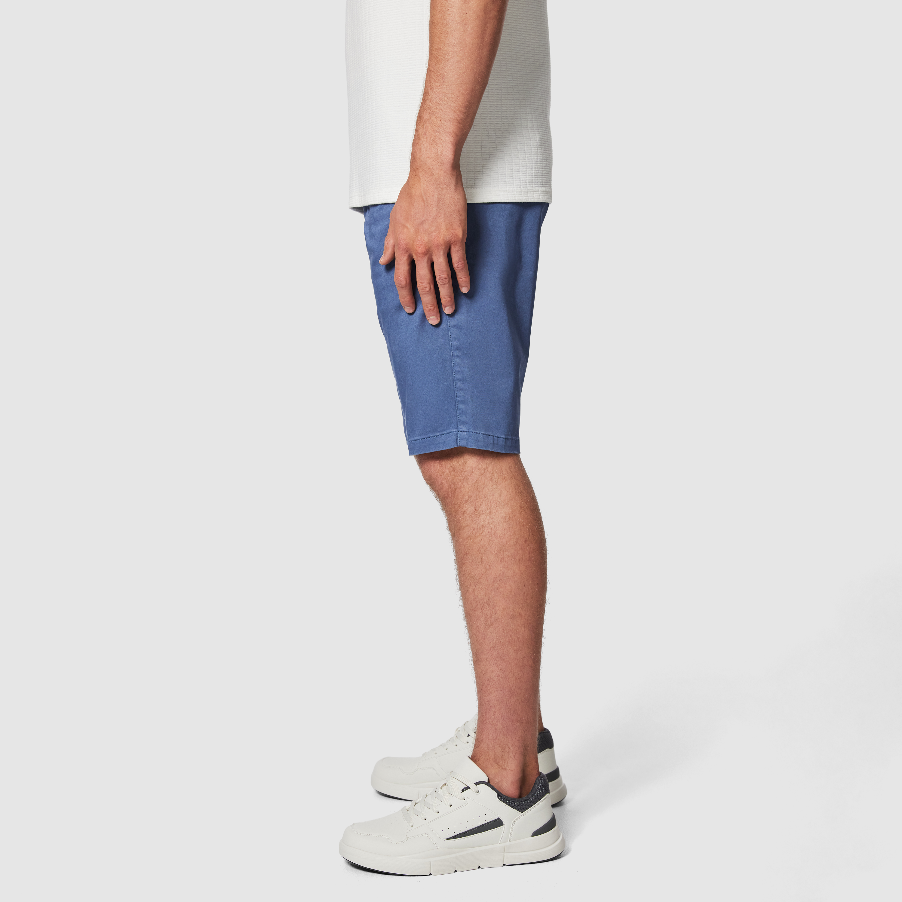 Darwin Chino Short