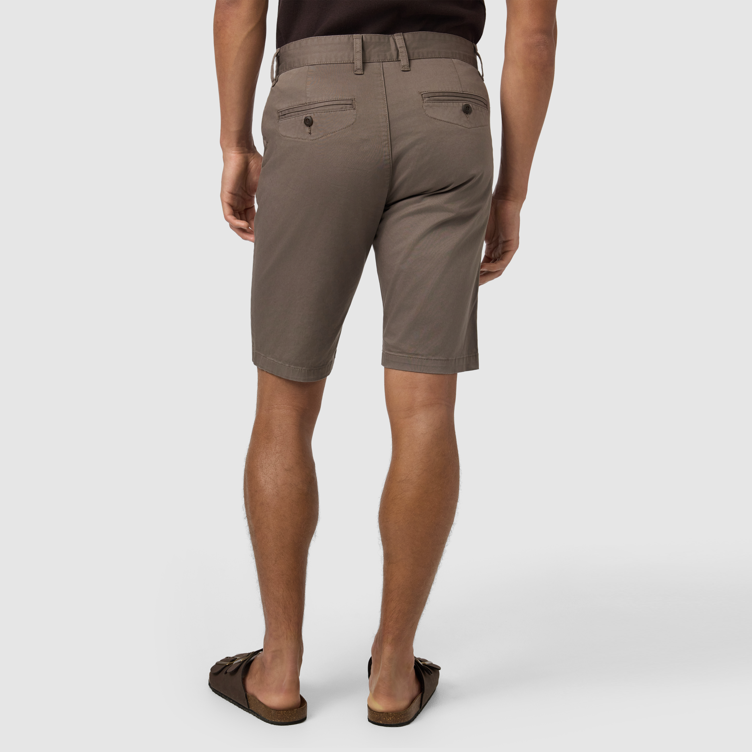 Darwin Chino Short