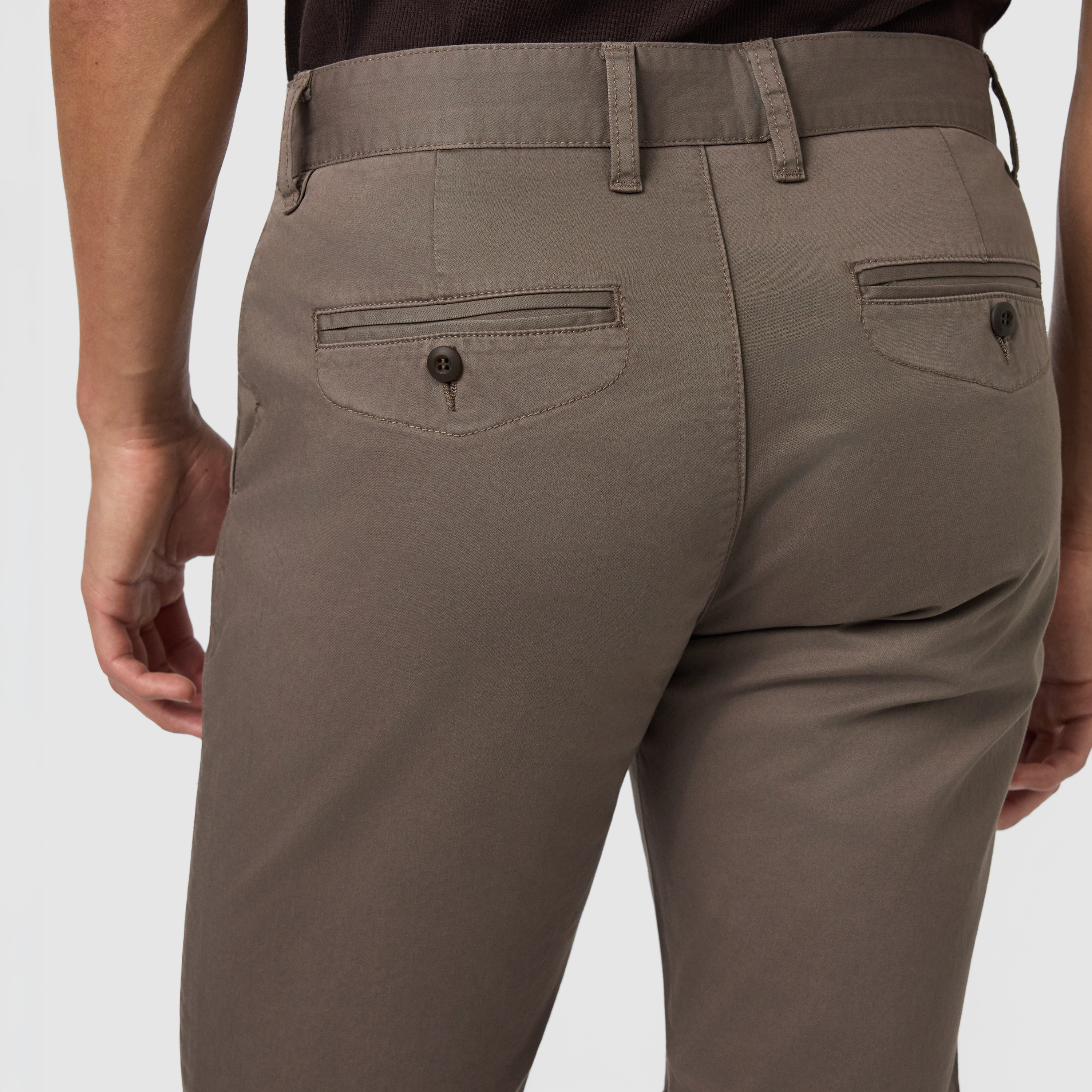 Darwin Chino Short