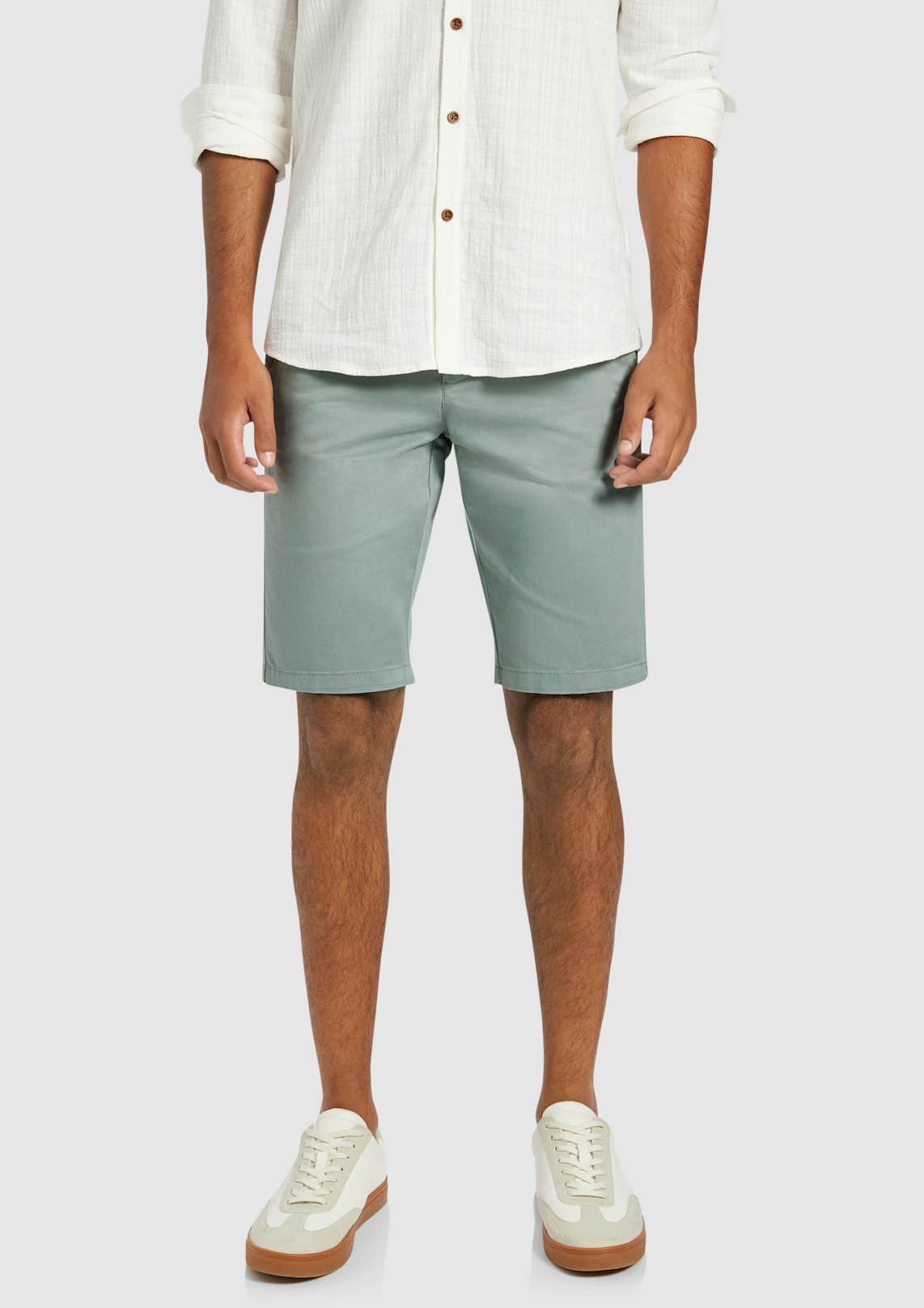Darwin Chino Short