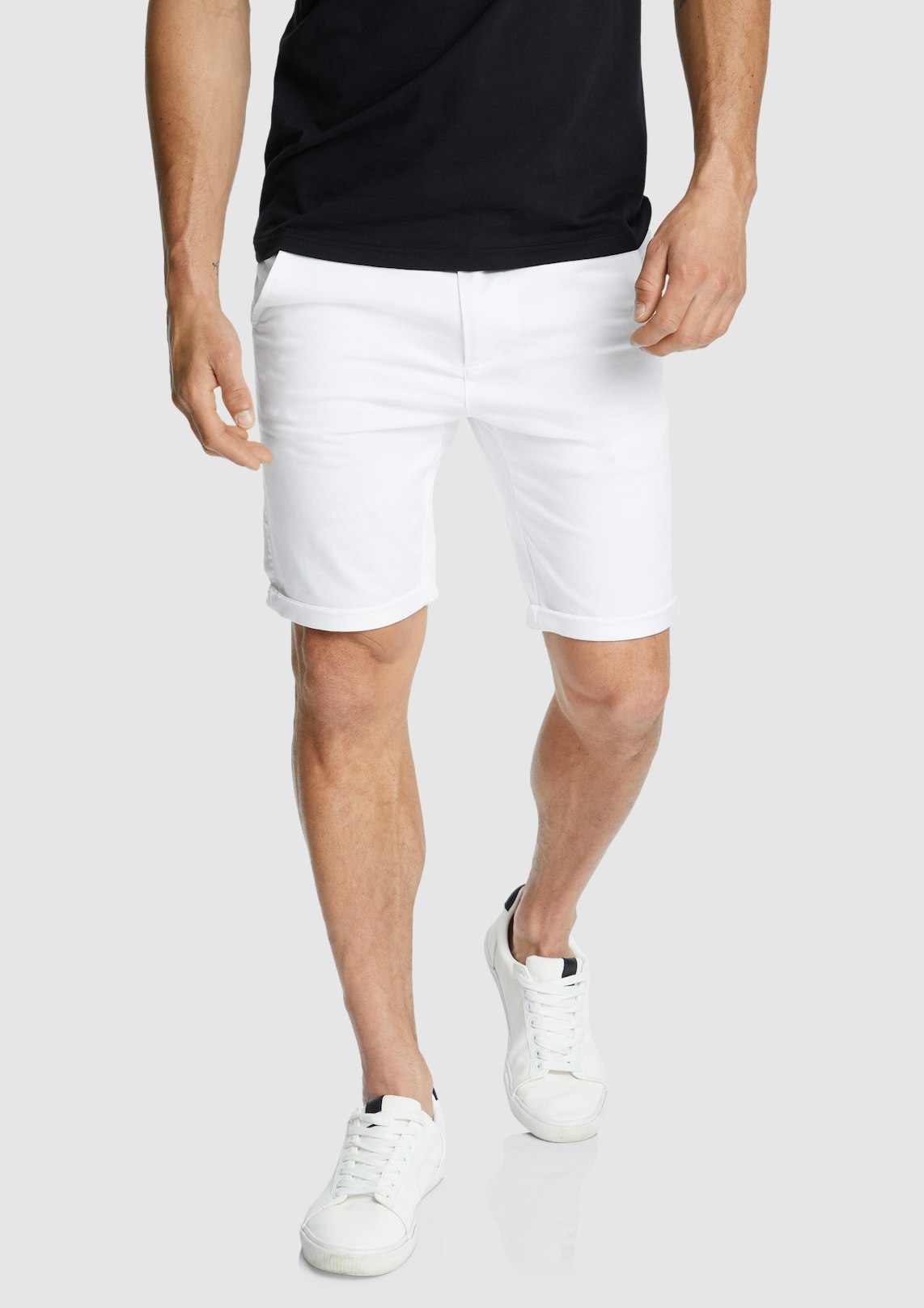 Darwin Chino Short
