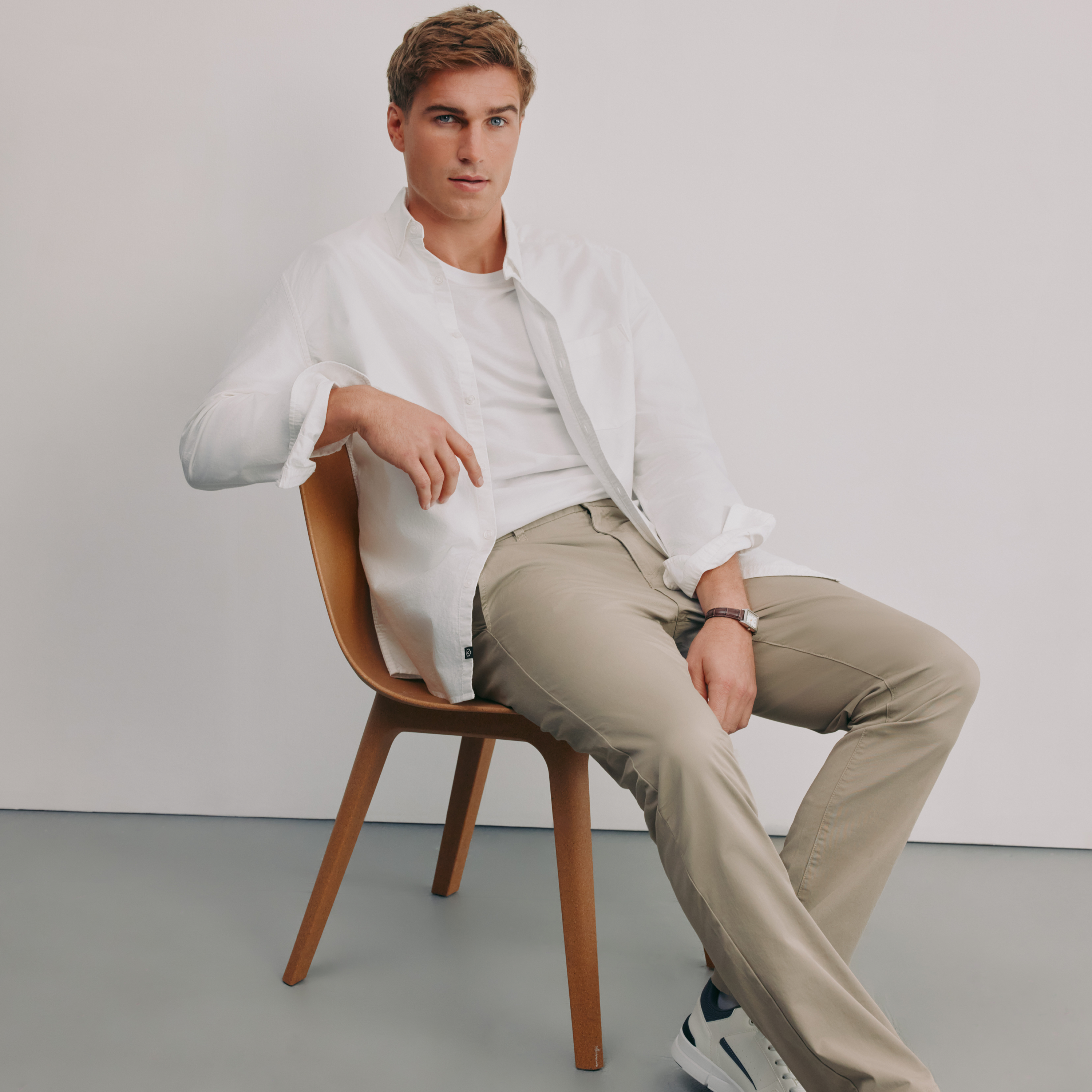 Chapman Slim Oxford Casual Long Sleeve Shirt