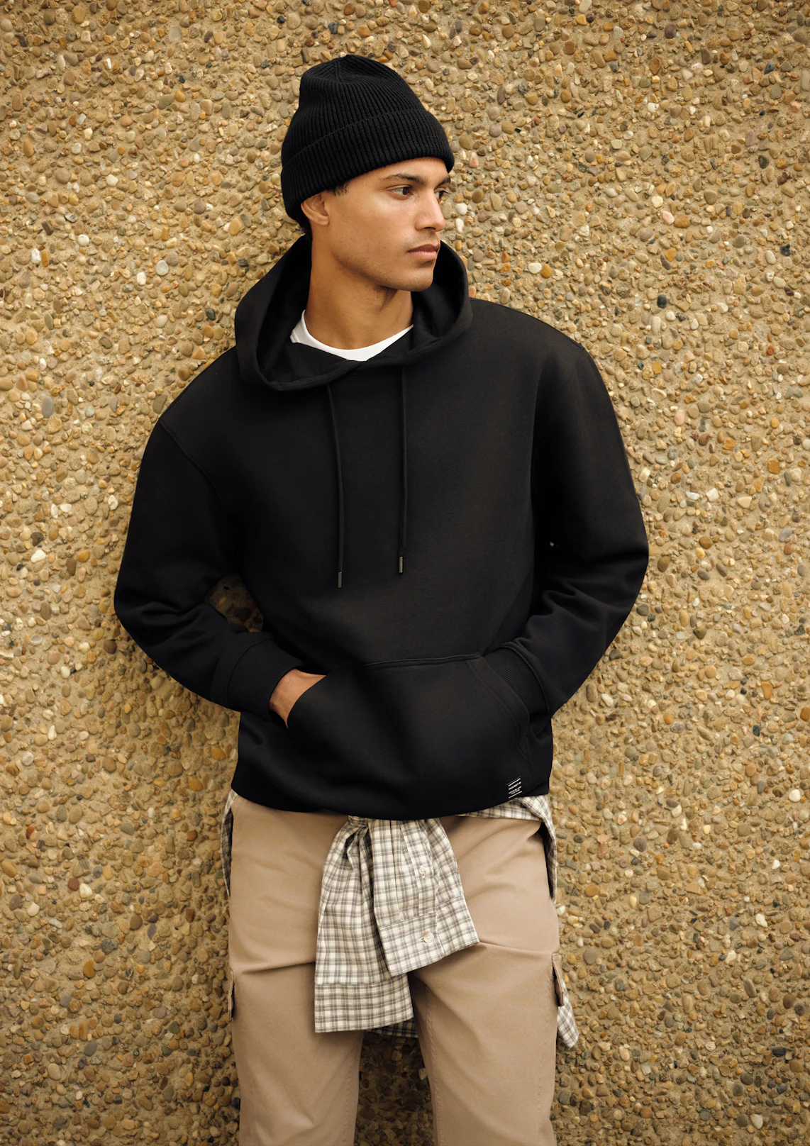 Black Leo Fleece Pullover Hoodie