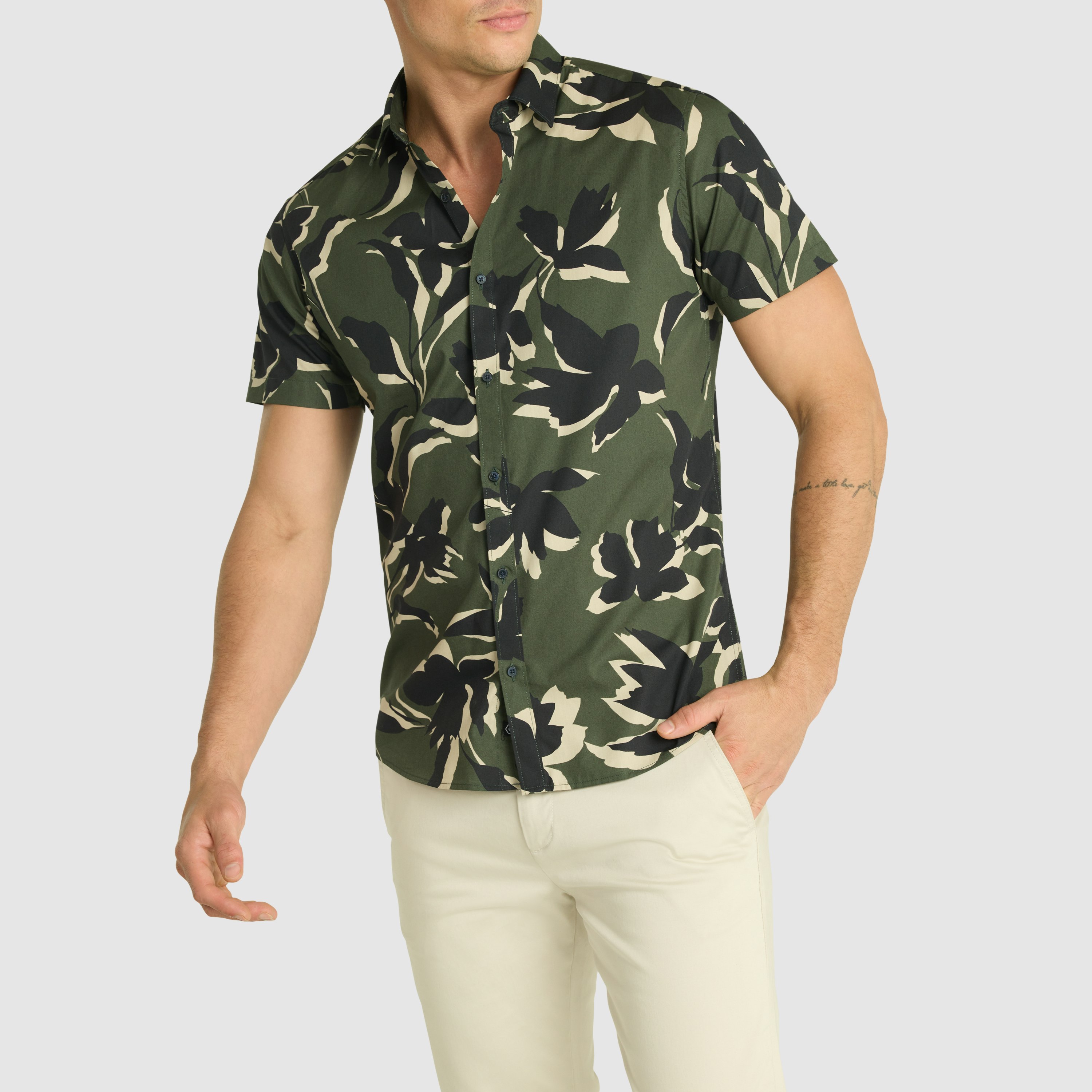 Military Charlton Slim Print Short Sleeve Shirt | Men's Tops | Connor AU