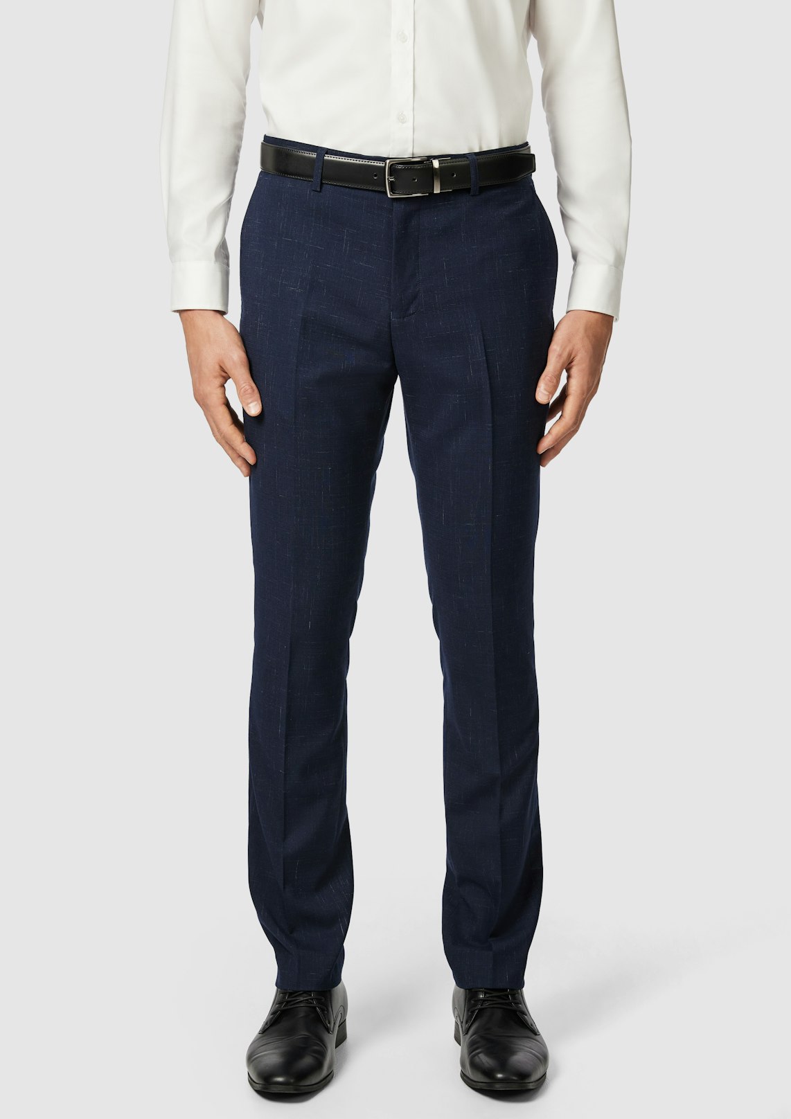 Cromwell Slim Textured Dress Pant