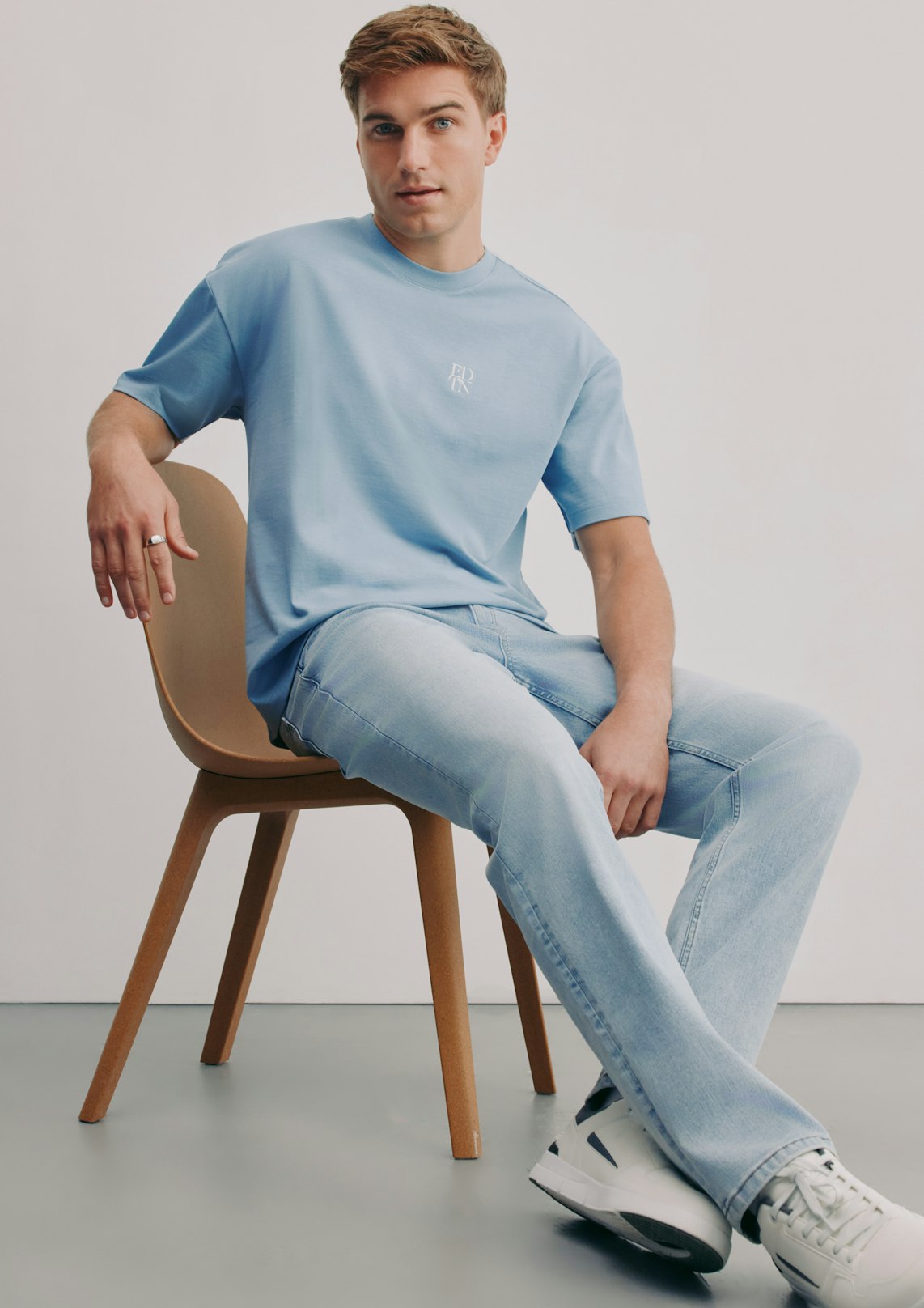 Light Blue Murphy Stretch Relaxed Jean