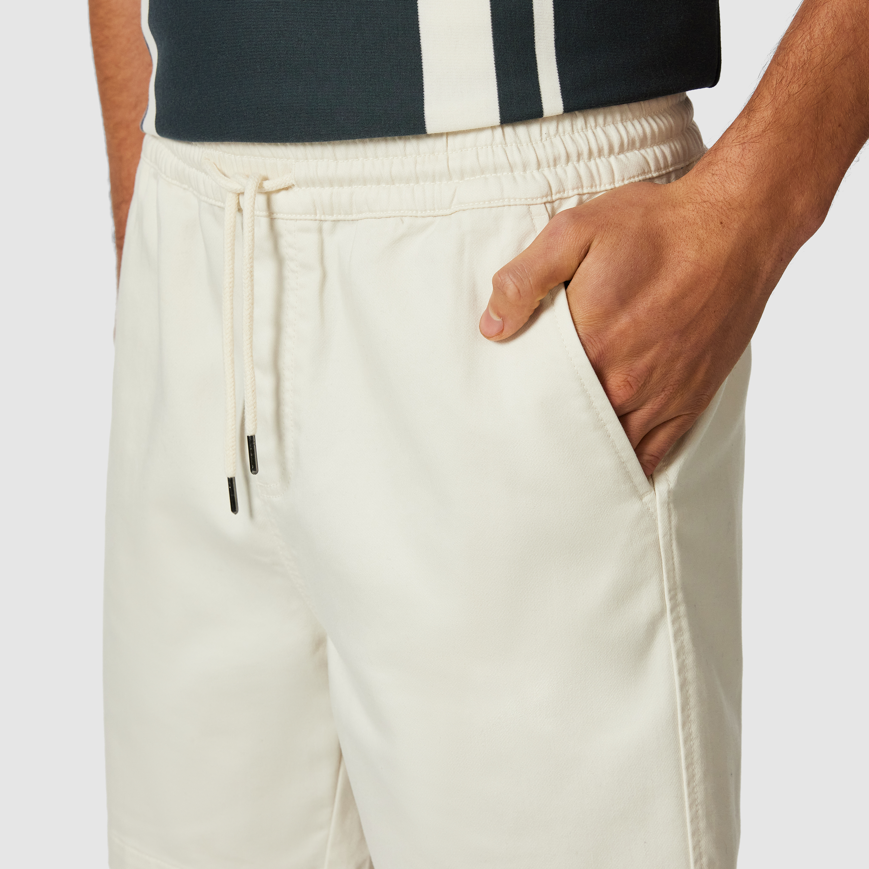 Paul Elasticated Waist Short