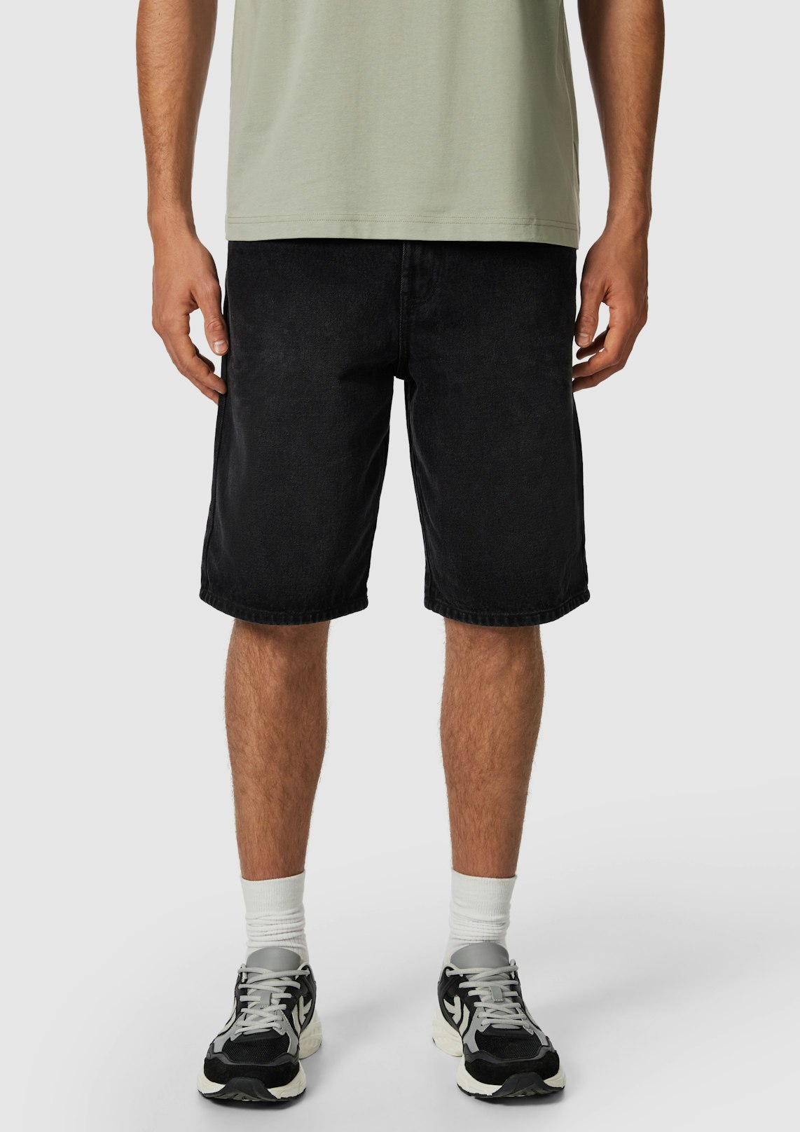 Cal Relaxed Denim Short