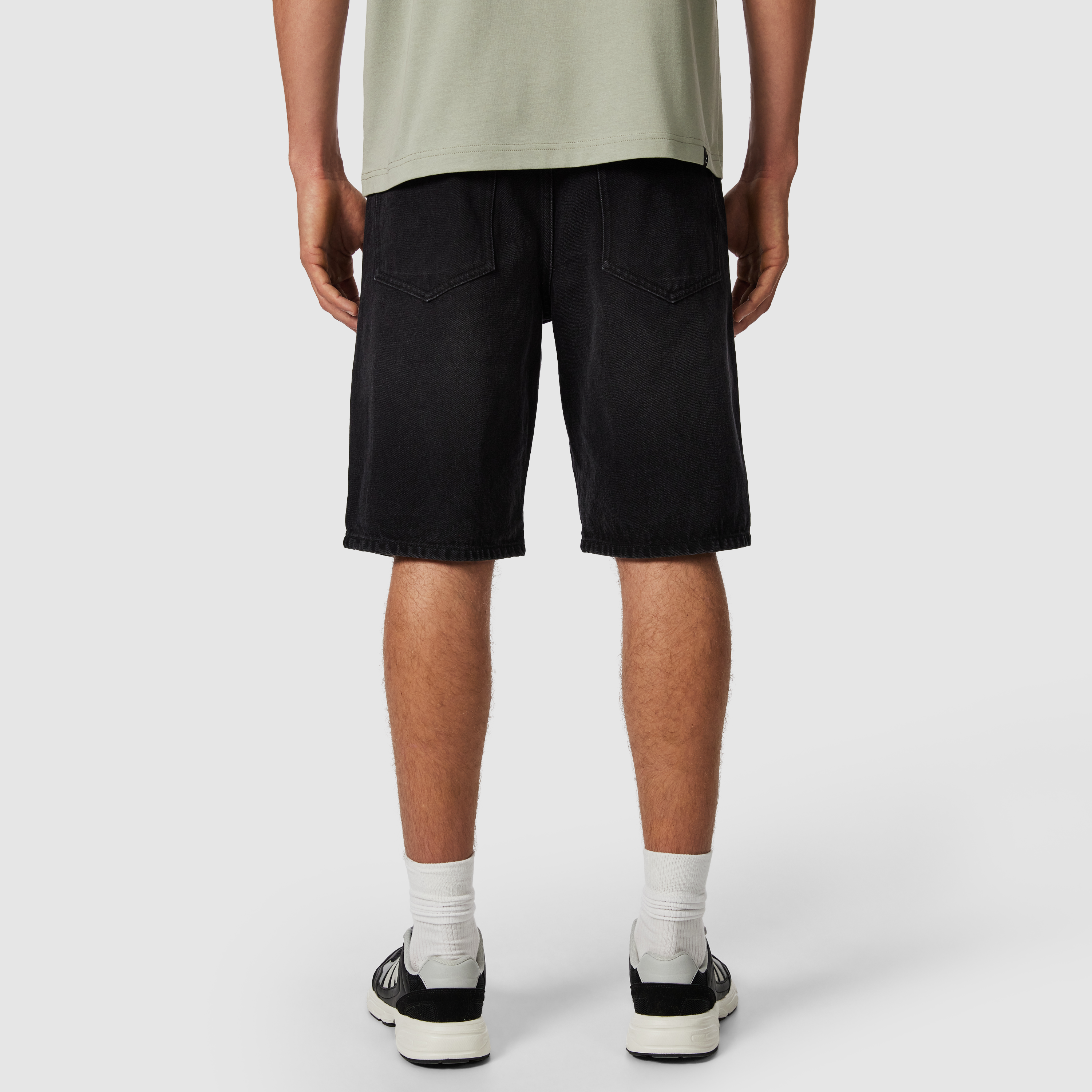 Cal Relaxed Denim Short