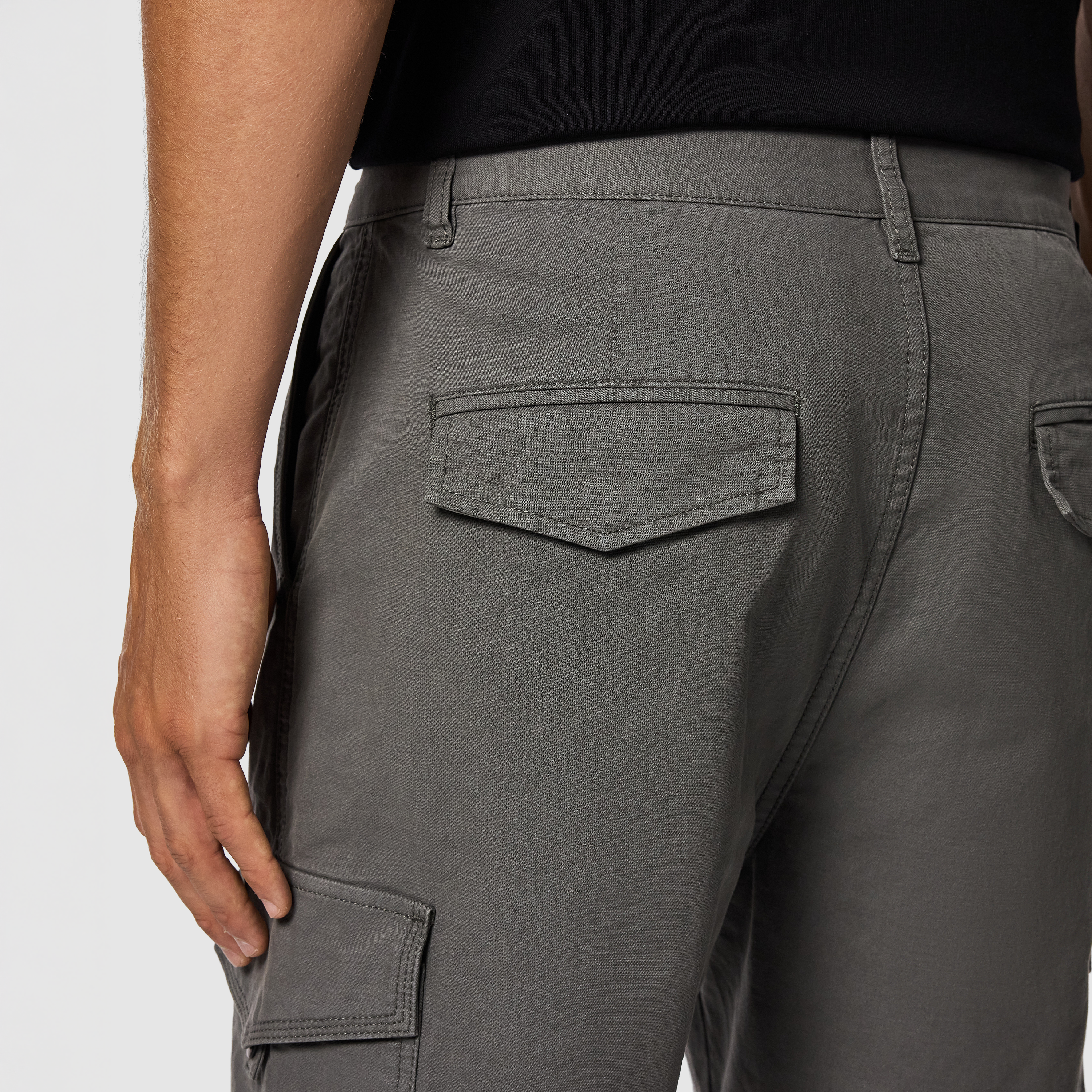 Ruka Relaxed Cargo Short