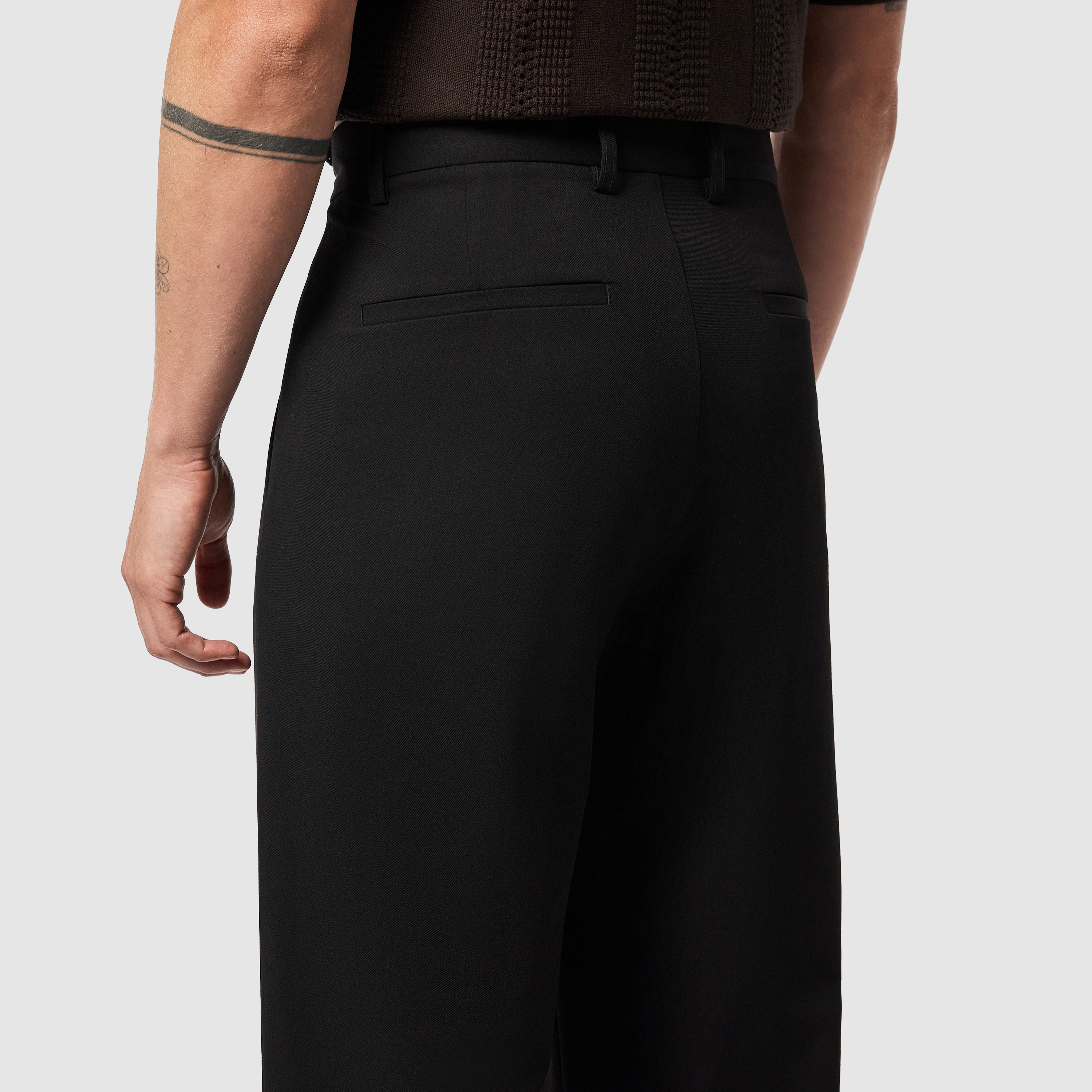 Black Hendon Pleated Pant