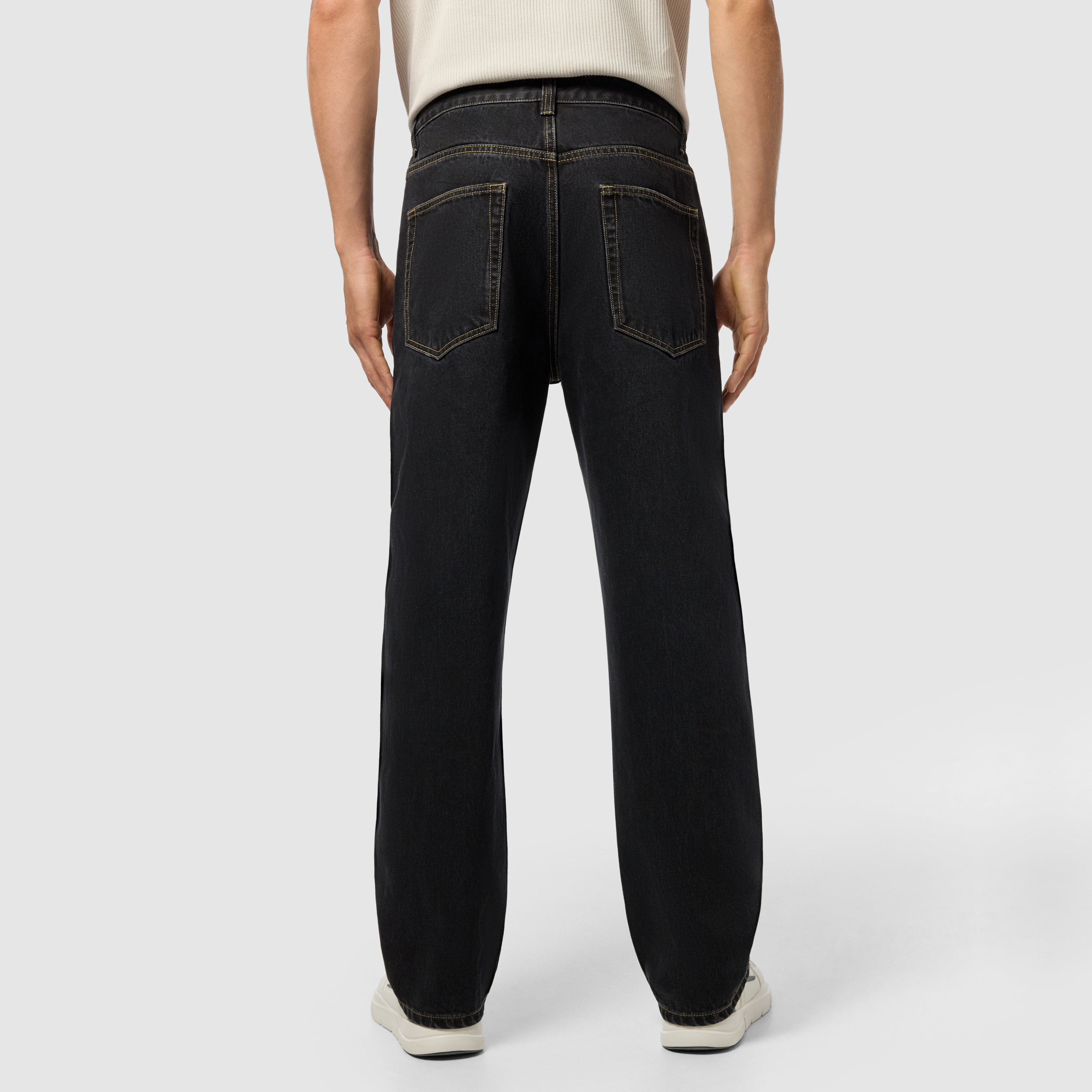 Washed Black Eddie Loose Jean